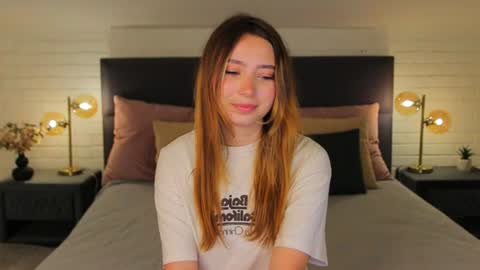 Snapshot of disha_angel chatting on 06.10.26 Disha Angel online show from 06.10.26