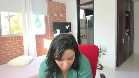 Snapshot of disneey2888 chatting on 06.02.26 disneey2888 online show from 06.02.26