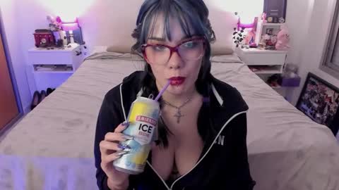 Lena online show from 03.25.26