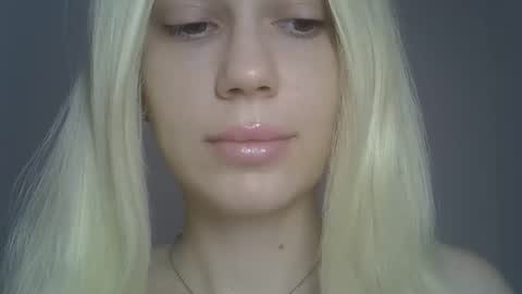 DitaMilton online show from 04.03.26