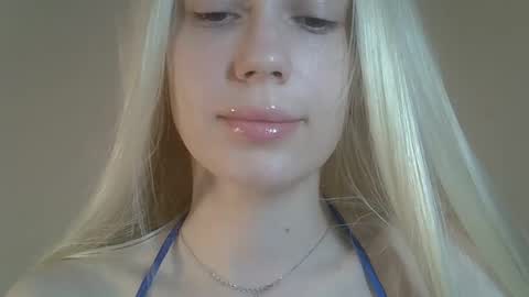 Snapshot of ditamilton chatting on 05.18.26 DitaMilton online show from 05.18.26
