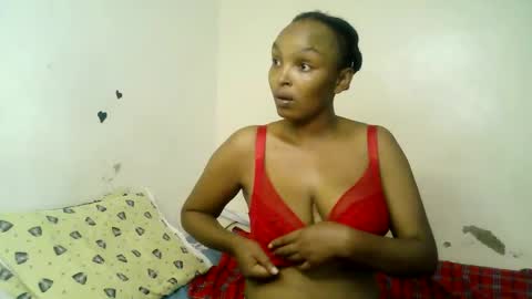 Snapshot of diva_cheupe chatting on 03.30.26 diva_cheupe online show from 03.30.26