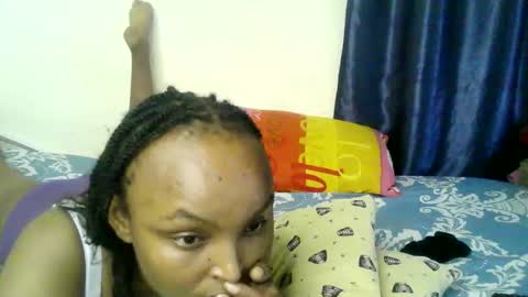 Snapshot of diva_cheupe chatting on 04.11.26 diva_cheupe online show from 04.11.26