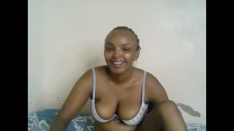 Snapshot of diva_cheupe chatting on 05.27.26 diva_cheupe online show from 05.27.26