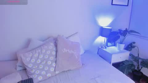 Lizz online show from 12.18.25