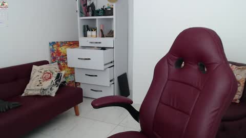 Diva online show from 12.28.24