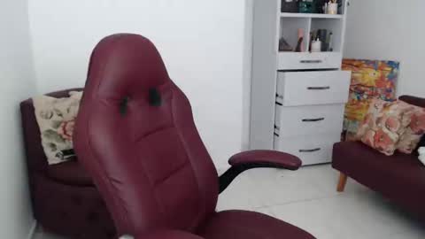 Diva online show from 12.31.24