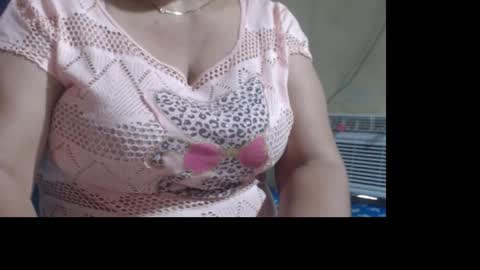 Snapshot of diviina chatting on 06.28.26 diviina online show from 06.28.26