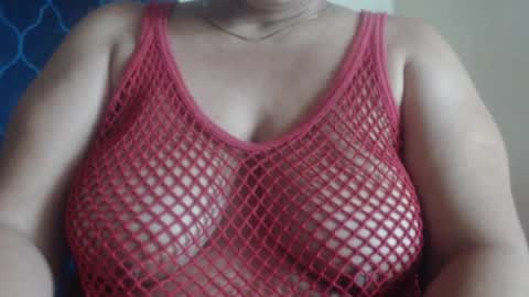Snapshot of diviina chatting on 07.15.26 diviina online show from 07.15.26