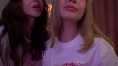 Eva and Lucia online show from 12.24.24