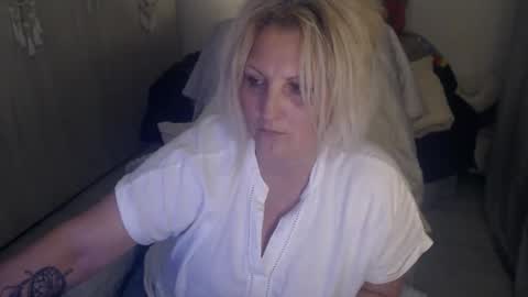 Alexxa online show from 04.15.26