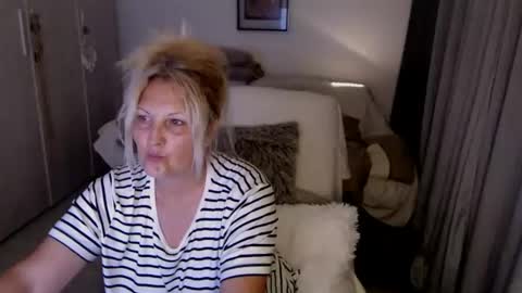 Alexxa online show from 06.12.26