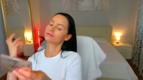 Snapshot of divineluxe chatting on 06.22.26 Ivory Blue. online show from 06.22.26