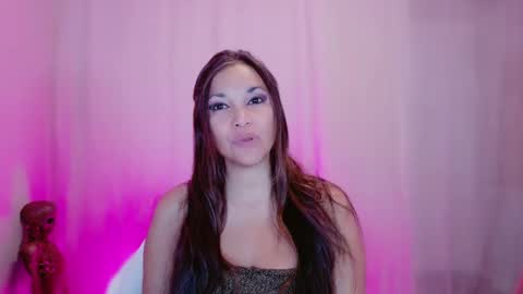 Snapshot of divinelynn chatting on 02.24.25 DivineLynn online show from 02.24.25