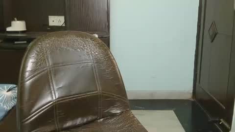 Snapshot of divyakhan chatting on 09.23.25 divyakhan online show from 09.23.25