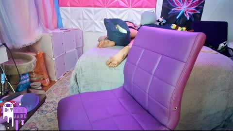 Jade Divyne online show from 12.13.24