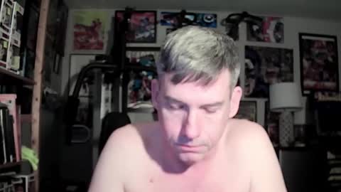 Snapshot of dix_handley_50 chatting on 01.14.25 dix_handley_50 online show from 01.14.25