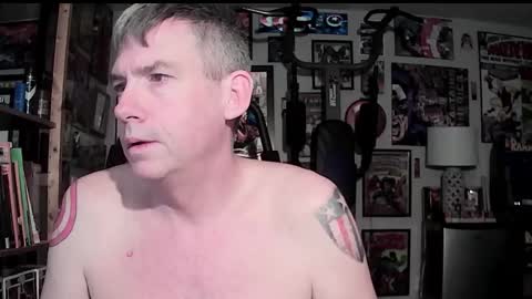 Snapshot of dix_handley_50 chatting on 10.27.25 dix_handley_50 online show from 10.27.25