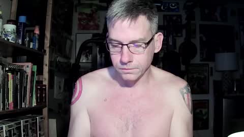Snapshot of dix_handley_50 chatting on 05.02.26 dix_handley_50 online show from 05.02.26