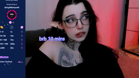 Snapshot of dixipixi_ chatting on 03.06.25 dixipixi_ online show from 03.06.25