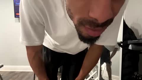 Snapshot of dixkzilla chatting on 10.24.25 dixkzilla online show from 10.24.25