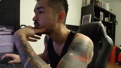 Snapshot of dixonhuang chatting on 09.22.25 D online show from 09.22.25