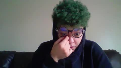 Snapshot of dizzinsweatyy chatting on 03.09.26 dizzinsweatyy online show from 03.09.26