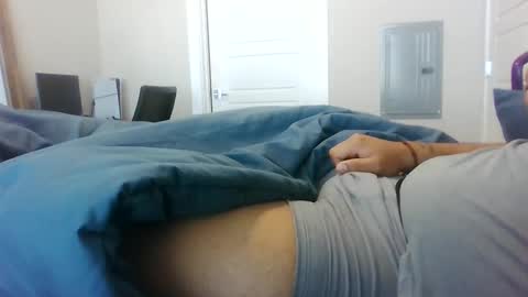 Snapshot of dj9469615 chatting on 09.21.25 dj9469615 online show from 09.21.25