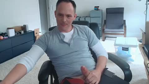 Snapshot of dj_diesel_rat chatting on 02.05.25 dj_diesel_rat online show from 02.05.25