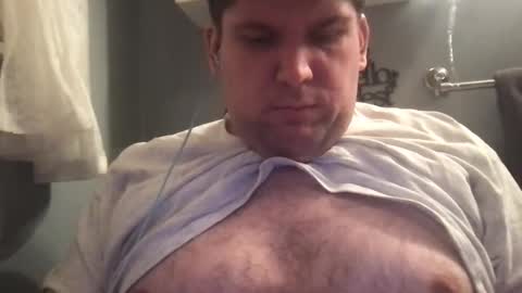 Snapshot of dj_stud chatting on 12.16.25 dj_stud online show from 12.16.25