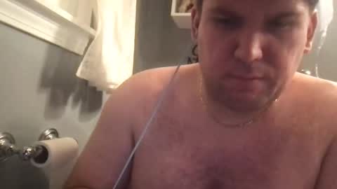 Snapshot of dj_stud chatting on 12.19.25 dj_stud online show from 12.19.25