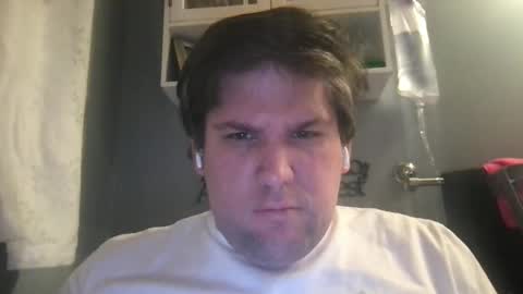 Snapshot of dj_stud chatting on 03.02.26 dj_stud online show from 03.02.26