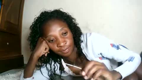 Snapshot of djamellah chatting on 05.21.26 djamellah online show from 05.21.26