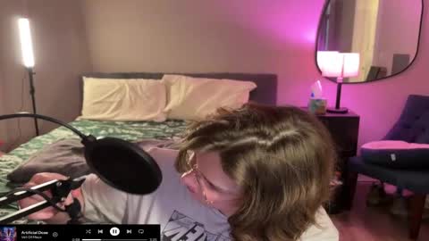 Snapshot of djentslut chatting on 12.04.24 djentslut online show from 12.04.24