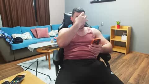 STR8 BOYv online show from 01.28.25