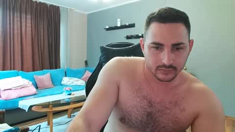 STR8 BOYv online show from 03.12.25