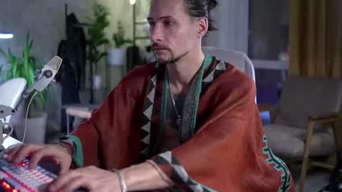 Silverhand online show from 10.04.25