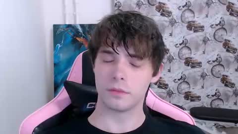 Snapshot of dmitryromanov chatting on 06.28.26 Dead A online show from 06.28.26