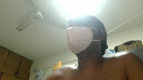 Snapshot of dnana_akv chatting on 06.08.26 Dark brown with pink head online show from 06.08.26
