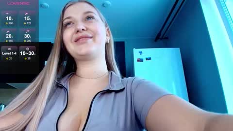 Snapshot of do_u_want_alice chatting on 02.20.26 Alice online show from 02.20.26