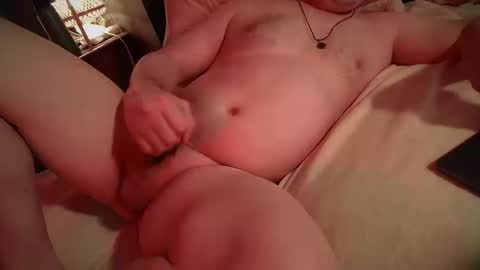 Snapshot of dobbyboy12 chatting on 10.11.25 Saint James online show from 10.11.25