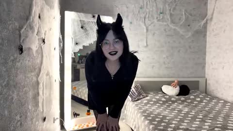 Annie PVT IS OPEN online show from 10.26.25