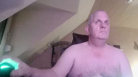 doggy2629 online show from 11.29.25