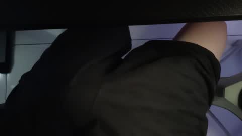 Snapshot of doggyman523 chatting on 02.17.25 asian little tiger online show from 02.17.25