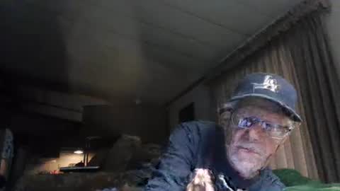 Snapshot of doingmyself69 chatting on 04.21.26 doingmyself69 online show from 04.21.26