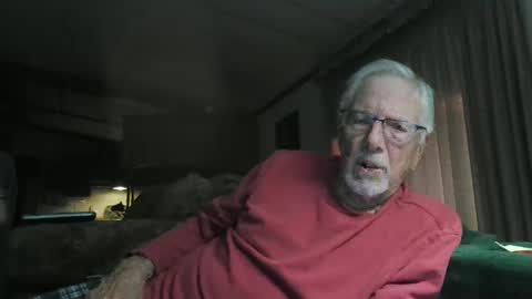 Snapshot of doingmyself69 chatting on 04.28.26 doingmyself69 online show from 04.28.26