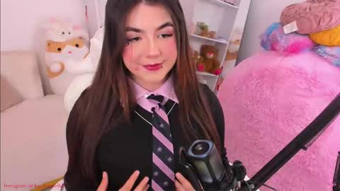 Snapshot of dolce_antonellaa chatting on 03.17.26 antonella online show from 03.17.26