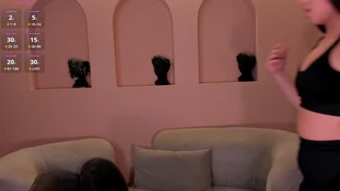 Snapshot of dolcieelliot chatting on 12.11.24 Dolcie online show from 12.11.24