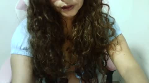 Snapshot of doll78latin chatting on 02.25.25 doll78latin online show from 02.25.25