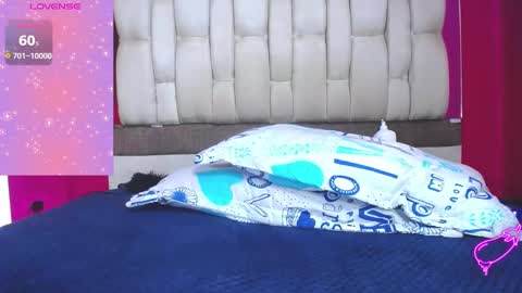 Heilen Niikol online show from 03.08.25